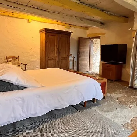 Domaine De Fangal, Pgeonnier 2p, Maison 8p - Piscine 25m - Climatises Septfonds