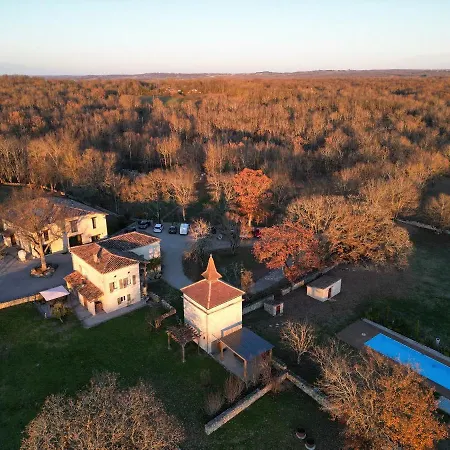 Domaine De Fangal, Pgeonnier 2p, Maison 8p - Piscine 25m - Climatises 別荘