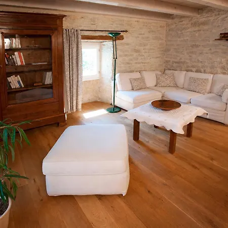 Domaine De Fangal, Pgeonnier 2p, Maison 8p - Piscine 25m - Climatises 別荘 Septfonds