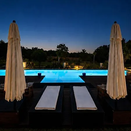 Domaine De Fangal, Pgeonnier 2p, Maison 8p - Piscine 25m - Climatises