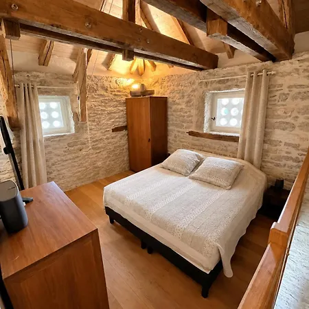 別荘 Domaine De Fangal, Pgeonnier 2p, Maison 8p - Piscine 25m - Climatises