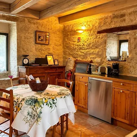 別荘 Domaine De Fangal, Pgeonnier 2p, Maison 8p - Piscine 25m - Climatises *